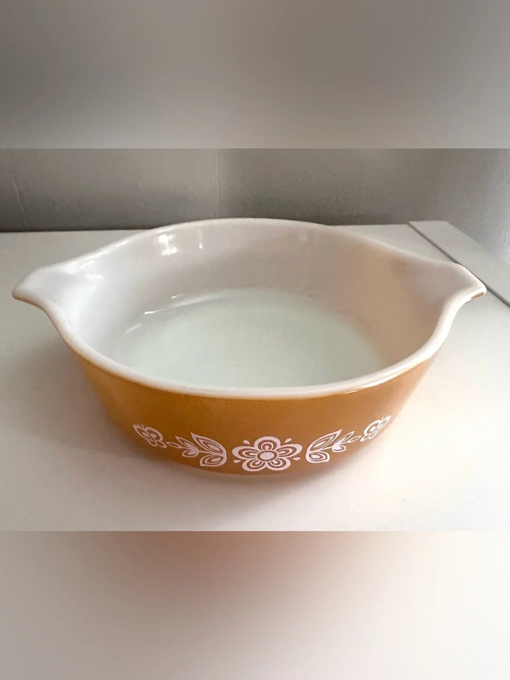 Pyrex amazing eight
